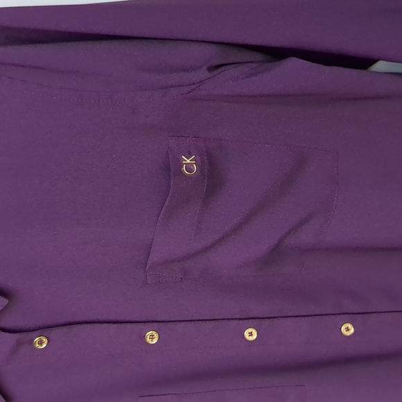 Calvin Klein NWOT Plum Purple high/low Button up Blouse with Gold Buttons - Picture 3 of 4
